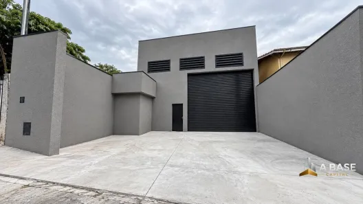 Galpão/Depósito/Armazém para alugar, 300m² no Vila Marari, São Paulo