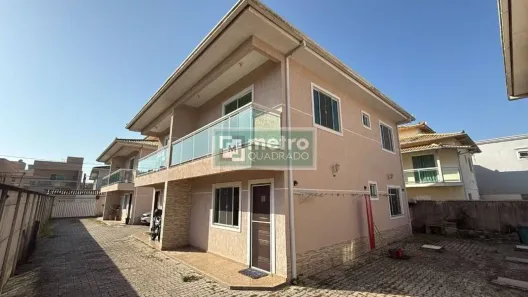 Casa de Condomínio com 3 Quartos para alugar, 112m² no Costazul, Rio das Ostras