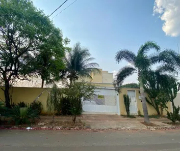 Sobrado com 2 Quartos à venda, 250m² no Pioneiros, Campo Grande
