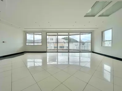 Apartamento com 5 Quartos à venda, 230m² no Pitangueiras, Guarujá