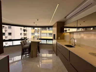 Apartamento com 3 Quartos à venda, 95m² no Centro, Balneário Camboriú
