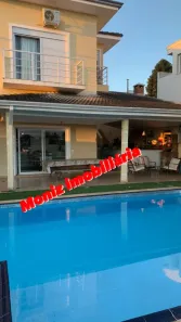 Casa de Condomínio com 4 Quartos à venda, 390m² no Jardim Ana Estela, Carapicuíba