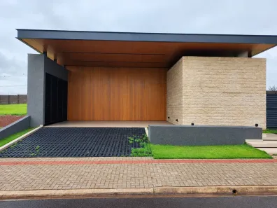 Casa com 3 Quartos à venda, 165m² no Jardim Tarobá, Cambé