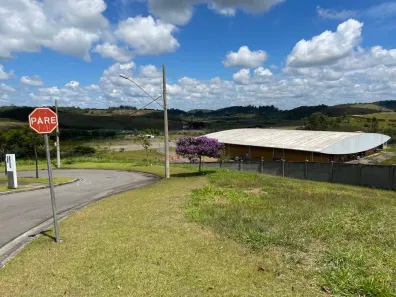 Lote/Terreno à venda, 587m² no São Pedro, Juiz de Fora
