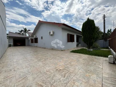 Casa com 3 Quartos à venda, 128m² no Pinheiro Machado, Santa Maria