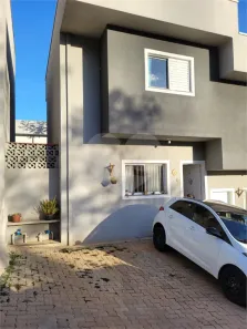 Casa de Condomínio com 2 Quartos à venda, 63m² no Jardim Santo Antônio, Atibaia