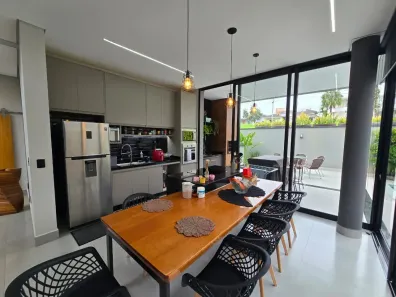 Casa de Condomínio com 3 Quartos à venda, 249m² no Morato, Piracicaba