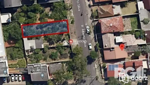 Lote/Terreno à venda, 300m² no Vila Ipiranga, Porto Alegre