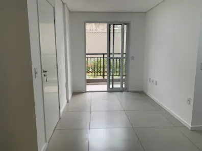 Apartamento com 1 Quarto para alugar, 37m² no Vila Isa, São Paulo