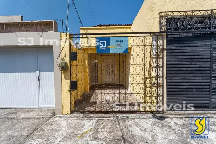 Casa com 2 Quartos para alugar, 150m² no Parque Araxá, Fortaleza