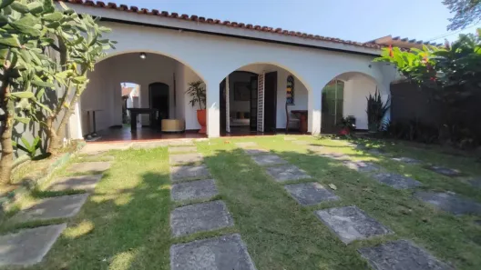Casa com 4 Quartos à venda, 200m² no Enseada, Guarujá