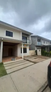 Sobrado com 4 Quartos à venda, 175m² no Rio Madeira, Porto Velho