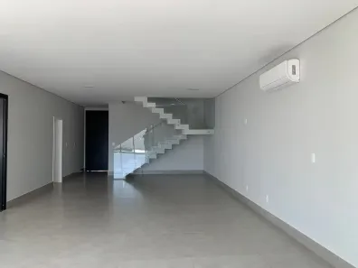 Sobrado com 4 Quartos à venda, 305m² no Parque Brasil 500, Paulínia