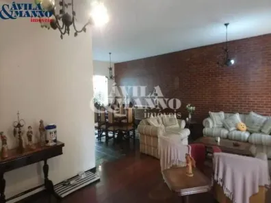 Casa com 3 Quartos à venda, 270m² no Vila Bertioga, São Paulo
