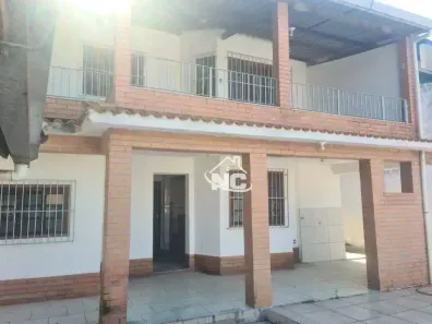 Casa com 3 Quartos à venda, 200m² no Jardim Alcântara, São Gonçalo