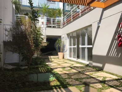 Casa de Condomínio com 2 Quartos para alugar, 90m² no Aclimação, São Paulo