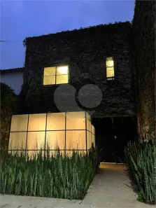 Sobrado com 4 Quartos à venda, 275m² no Jardim Paulistano, São Paulo