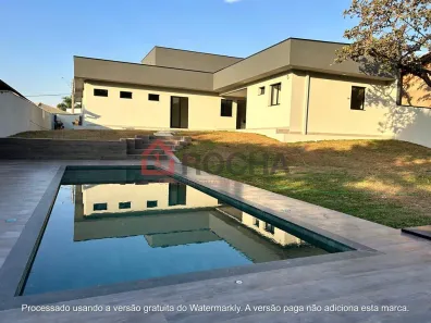 Casa de Condomínio com 4 Quartos à venda, 450m² no Região dos Lagos, Brasília