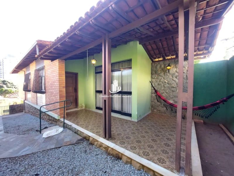 Casa com 3 quartos — Nova Granada, Belo Horizonte