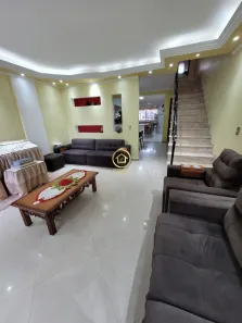 Sobrado com 3 Quartos à venda, 193m² no Jaraguá, São Paulo