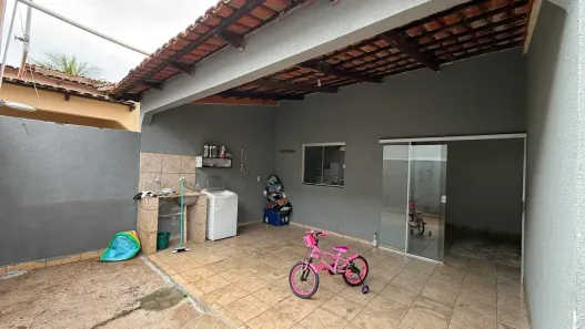 Casa com 5 Quartos à venda, 180m² no Jardim Colorado, Goiânia
