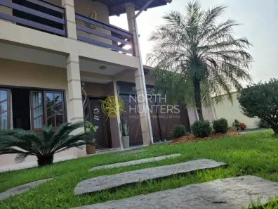 Casa com 3 Quartos à venda, 238m² no Vila Nova, Joinville