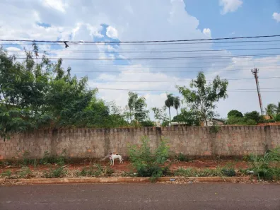 Lote/Terreno à venda, 831m² no São Francisco, Campo Grande