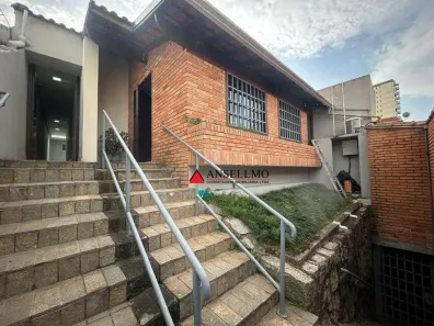Imóvel Comercial à venda, 240m² no Vila Bastos, Santo André