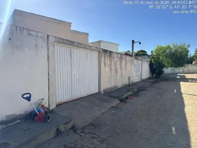 Casa com 2 Quartos à venda, 192m² no Januária, Januária