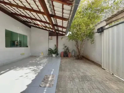 Casa com 3 Quartos à venda, 180m² no Planalto, Belo Horizonte
