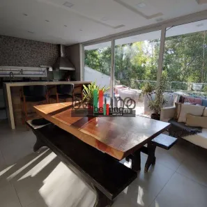 Casa de Condomínio com 3 Quartos à venda, 400m² no Cézar de Souza, Mogi das Cruzes