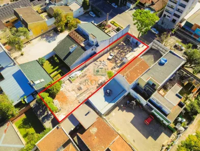 Lote/Terreno com 1 Quarto para alugar, 672m² no Campina do Siqueira, Curitiba
