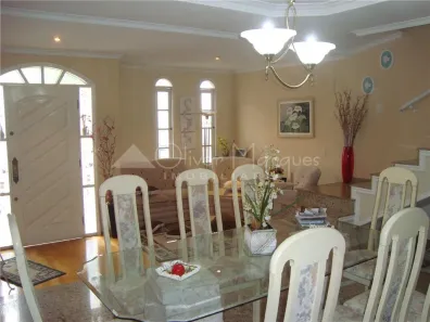 Sobrado com 4 Quartos à venda, 354m² no Vila Campesina, Osasco