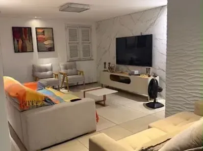 Casa com 3 Quartos à venda, 220m² no Cajazeiras, Fortaleza