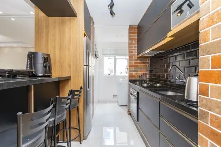 Apartamento com 2 Quartos para alugar, 61m² no Cidade Industrial, Curitiba
