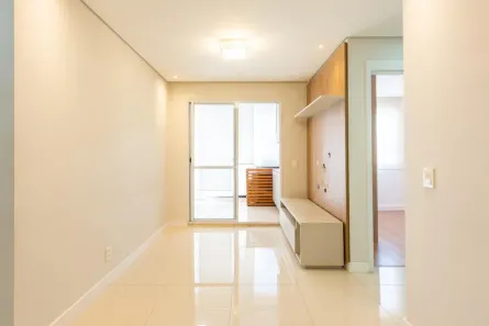 Apartamento com 2 Quartos para alugar, 62m² no Taquaral, Campinas