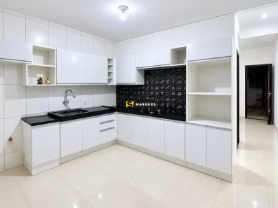 Casa com 2 Quartos para alugar, 65m² no Parque Guarani, Joinville