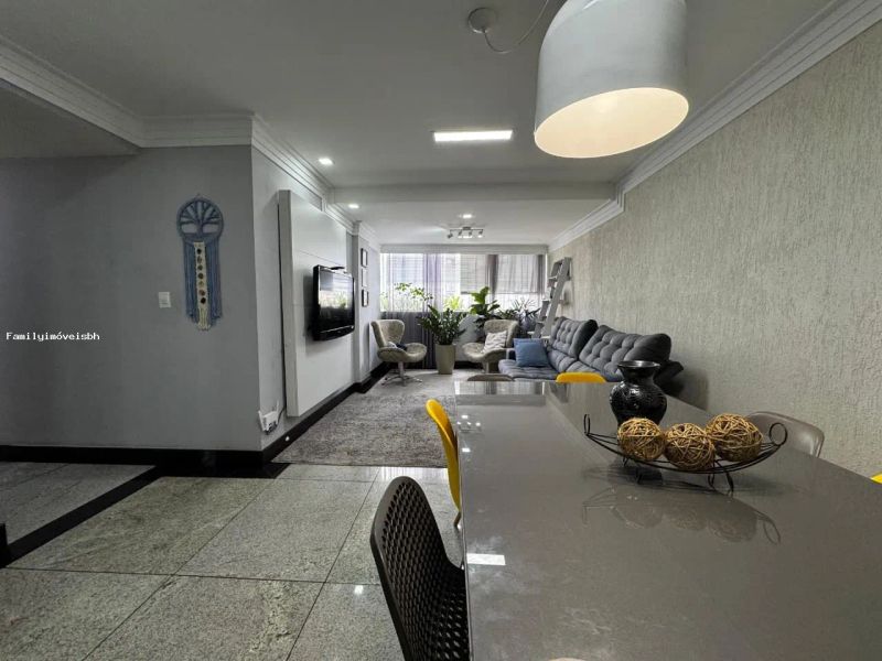 Apartamento com 3 quartos — Ipiranga, Belo Horizonte