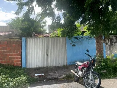 Casa com 2 Quartos à venda, 53m² no Queimadas, Horizonte