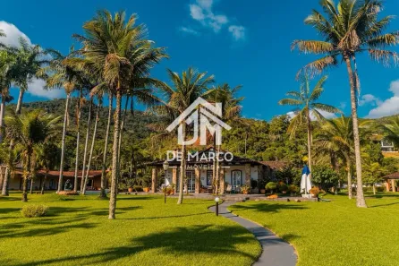 Casa com 7 Quartos à venda, 750m² no Centro, Ubatuba
