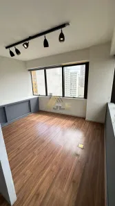 Sala Comercial à venda, 65m² no Centro, Curitiba
