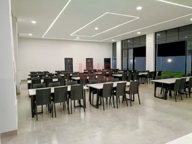 Prédio Comercial à venda, 290m² no Jardim Andrade, Maringá