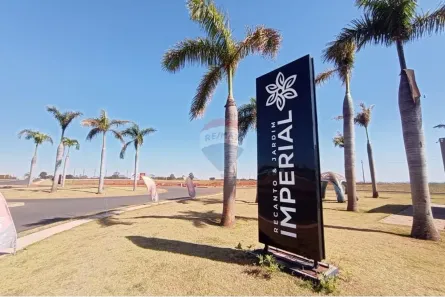 Lote/Terreno à venda, 250m² no Parque das Américas, Uberaba