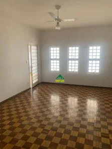 Casa com 3 Quartos à venda, 171m² no Planalto, Araçatuba