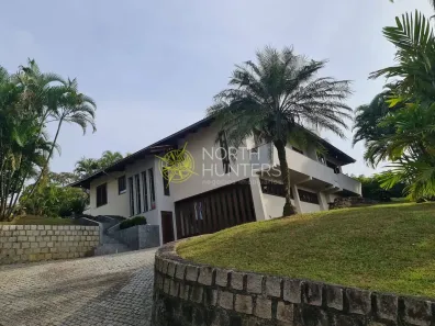 Casa com 4 Quartos à venda, 234m² no Glória, Joinville