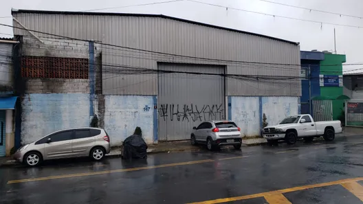 Prédio Comercial com 4 Quartos para alugar, 800m² no Vila Ouro Verde, Jandira