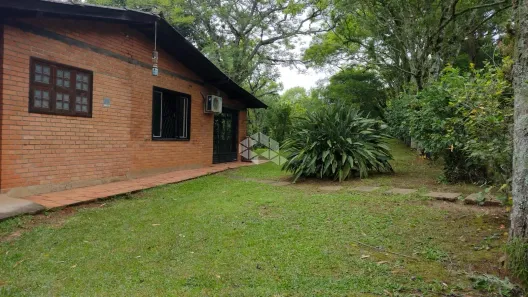 Fazenda/Sítio com 3 Quartos à venda, 220m² no Fiuza, Viamão