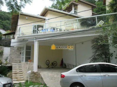 Casa de Condomínio com 4 Quartos à venda, 380m² no Piratininga, Niterói