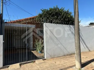 Casa com 3 Quartos à venda, 108m² no Jardim Santa Paula, São Carlos