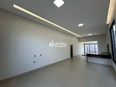 Casa com 3 Quartos à venda, 176m² no Novo Mundo, Uberlândia